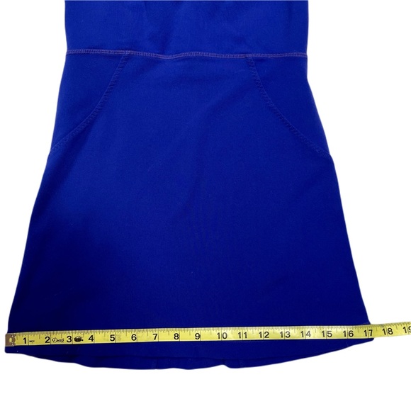 Lululemon Top w/Built in Adjustable Bra and Support - Picture 9 of 9